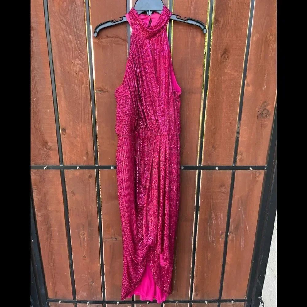 Saylor Shana Sequin Asymmetrical dress in Fucshia M NWOT - Picture 2 of 10